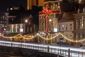 Lichtspuren auf der Roerkade - Roermond in Bewegung
