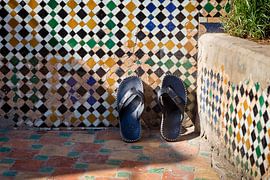 Repos dans la médina : chaussons et mosaïques