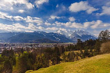 Uitzicht op Garmisch van Christina Bauer Photos