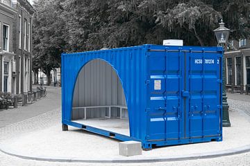 de blauwe container in Leiden van Michael Ruland