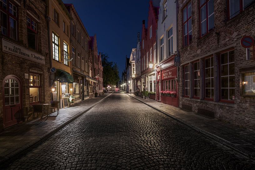 Brügge bei Nacht von Pat Desmet
