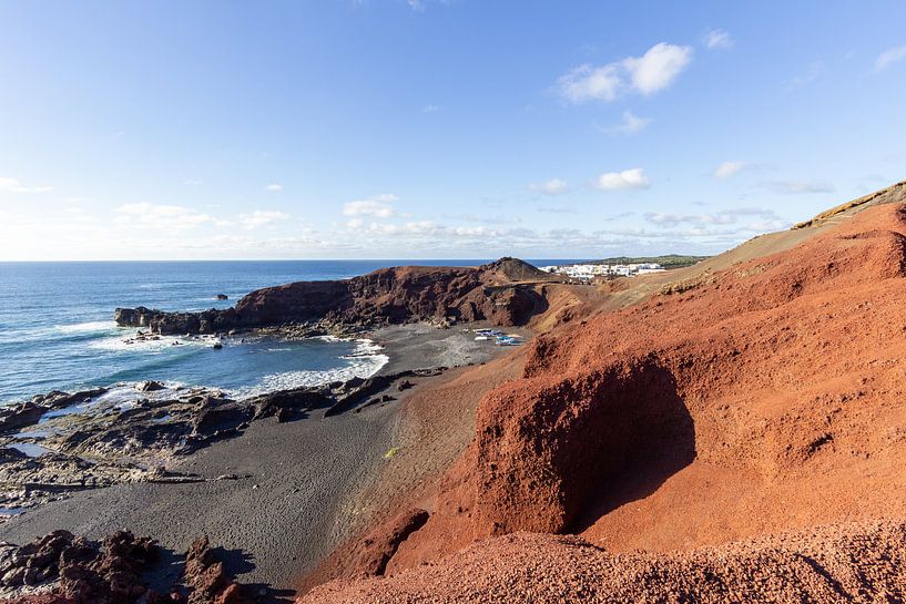 Kustgedeelte bij El Golfo op het eiland Lanzarote van Reiner Conrad