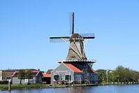 Molen de Salamander aan de Vliet in Leidschendam