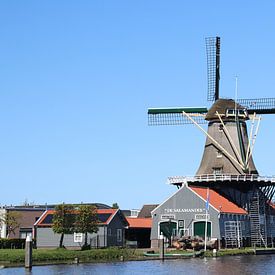 Le moulin à vent Salamander sur la rivière Vliet à Leidschendam sur André Muller