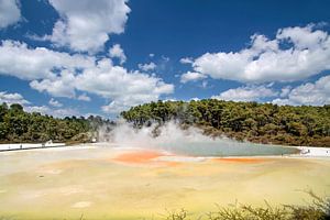 Champagne Pool im Wai-o-Tapu Geothermal Gebiet, Neuseeland