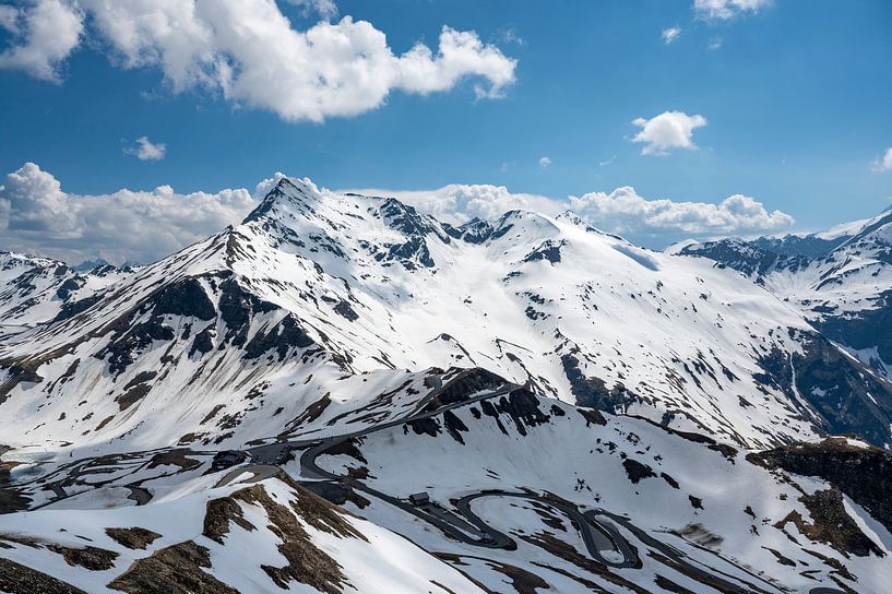 Snowy mountain peaks in the Austrian Alps near the Grossglockner by Sjoerd van der Wal Photography