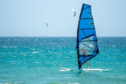 Windsurfer in Tarifa (Andalusien, Spanien)
