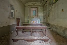 Church by Pearls from the past