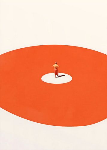 Une personne debout dans un cercle orange minimaliste