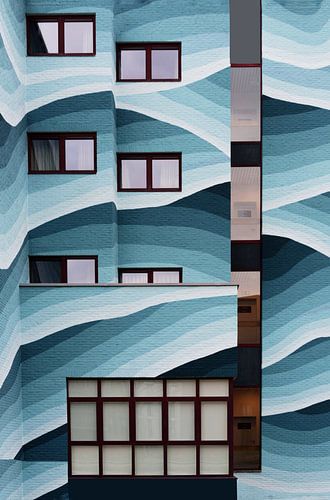 Blue facade by Monnie