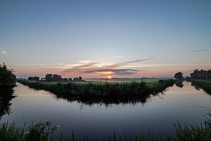Nederlands landschap zonsondergang zonsopgang weiland sloot van Déwy de Wit