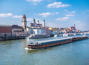 Uitzicht op de drie rivieren stad Passau in Beieren van Animaflora PicsStock