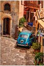 Taurmina Sicilia italie fiat 500 in italiaans dorp fotoposter of  wanddecoratie van Edwin Hunter thumbnail