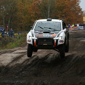 Jumping rally car van Tim Buitenhuis