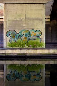 Wassergraffiti.