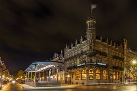 Street scene in the evening in Wyck, Maastricht by Kim Willems