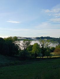 In the clouds by Jacqui Huijbers-Bolt