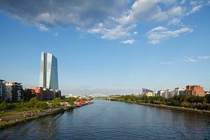 EZB-Hochhaus , Main 