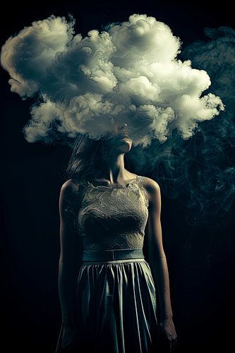 vrouw met hoofd in de wolken