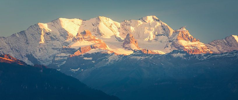 Panoramafoto der Schweizer Alpen von Henk Meijer Photography