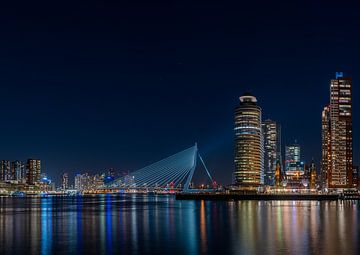 Rotterdam by Night van Hendrik Karremans