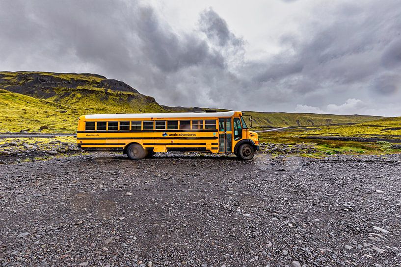 Amerikaanse schoolbus in  IJsland van Easycopters