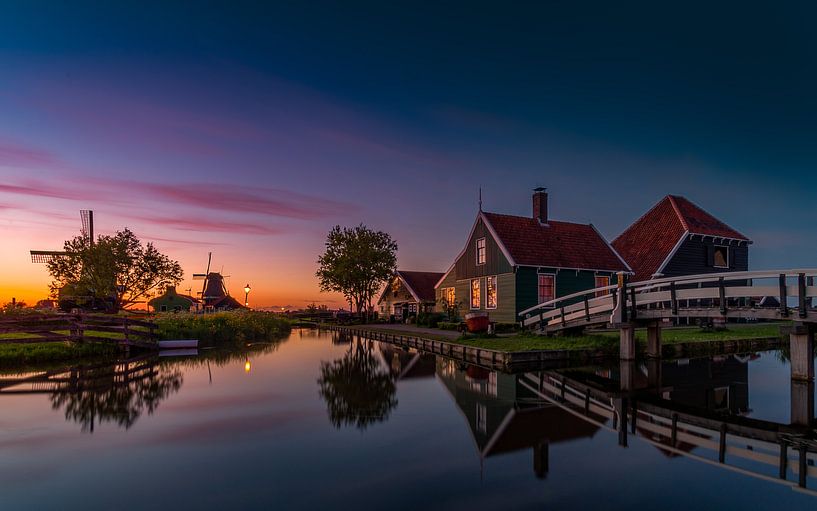 Dutch landscape with setting sun by Remco Piet