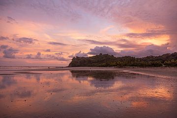 Traumhafter Sonnenuntergang in Samara, Costa Rica