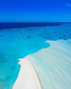 Paradise in the Pacific Ocean by Nick de Jonge - Skeyes