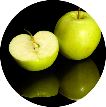 Groene appel en halve appel van Achim Prill