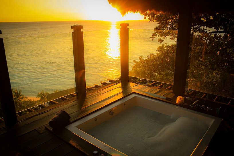 Le coucher de soleil au Shangri-La Resort à Boracay, aux Philippines par Travel Tips and Stories
