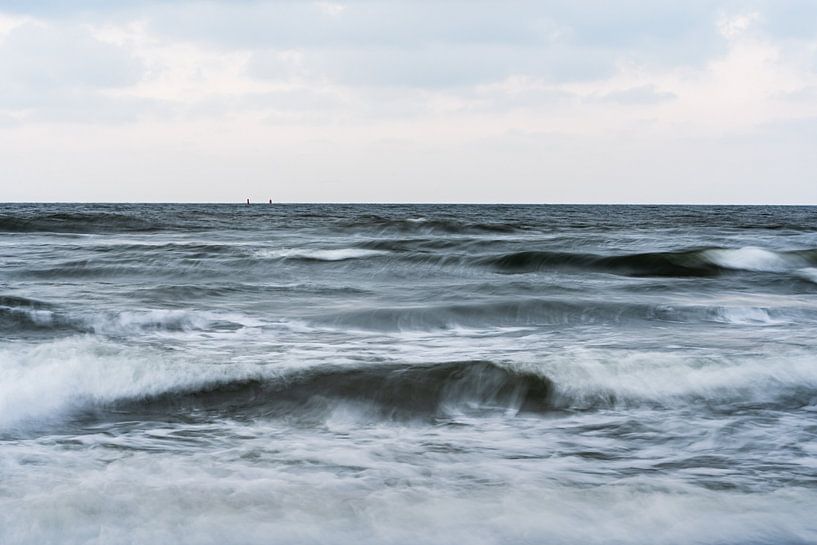 Waves of the North Sea by zeilstrafotografie.nl
