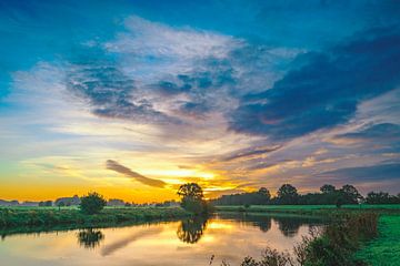 Sunrise over the Vecht river during a beautiful fall morning by Sjoerd van der Wal Photography