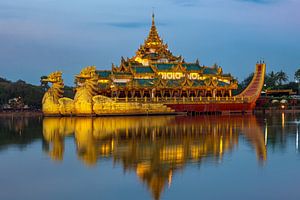 Die königliche Barke in Yangon