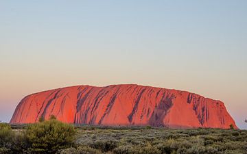 Uluru zonsondergang van Pieter van der Zweep