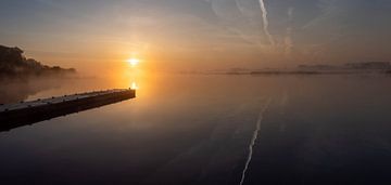 Lake sunrise 1. by Bart Ceuppens