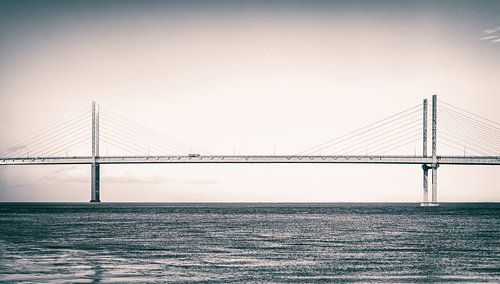 De bruggen bij Inverness in Schotland. s Avonds bij zonsondergang in prachtige idylle en eenzaamheid.