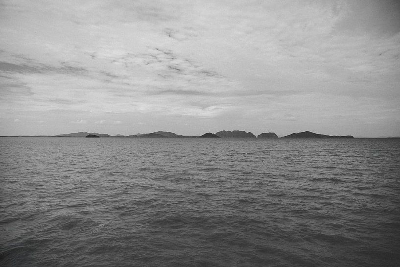 Koh Lanta: A Paradise of Tranquillity and Natural Beauty by Ken Tempelers