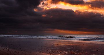 Stormachtige zonsondergang van Pitkovskiy Photography|ART