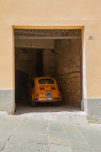 Fiat 500 Oldtimer in italienischer Garage von Jari L.