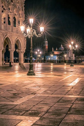 s Nachts in Venetië