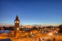 Hamburg : Abendstimmung bei den St.-Pauli-Landungsbruecken