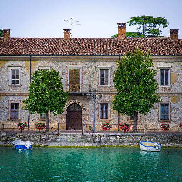 Discover the magic of Peschiera del Garda by Eriks Photoshop
