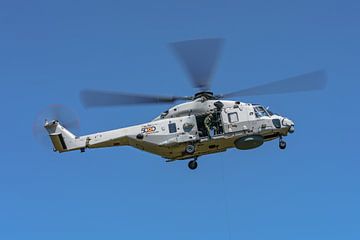 Belgische NH-90 helikopter tijdens Ursel Avia.