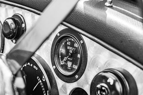 Vintage Bentley Racewagen interieur