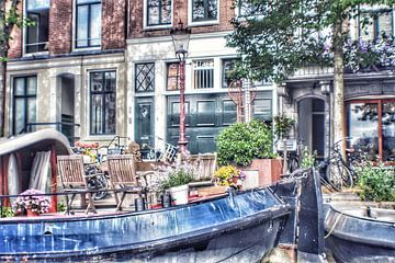 Amsterdam vanaf de gracht van Shirley Douwstra