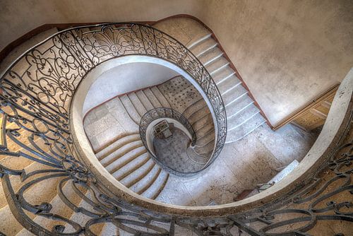 Urbex -Chateau Volt Gesicht