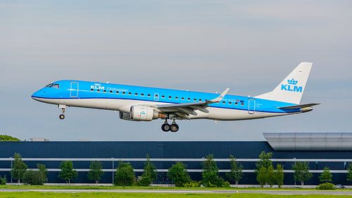 Avion de ligne Embraer ERJ-190 de KLM Cityhopper.