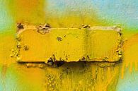 Metalloberfläche mit gelber Farbe von Tony Vingerhoets Miniaturansicht
