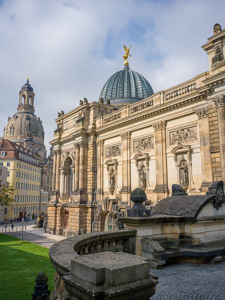 Dresden - Uitzicht vanaf Brühl's Terras naar de Frauenkirche van t.ART